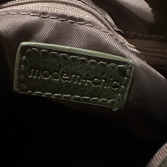 Modern+Chic Brielle green backpack - Picture 9 of 11